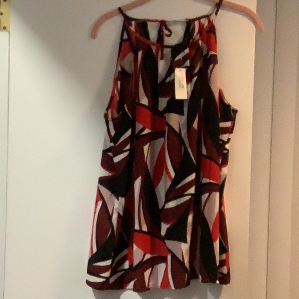 NWT Banana Republic sleeveless multicolor blouse size Medium.  See pictures.